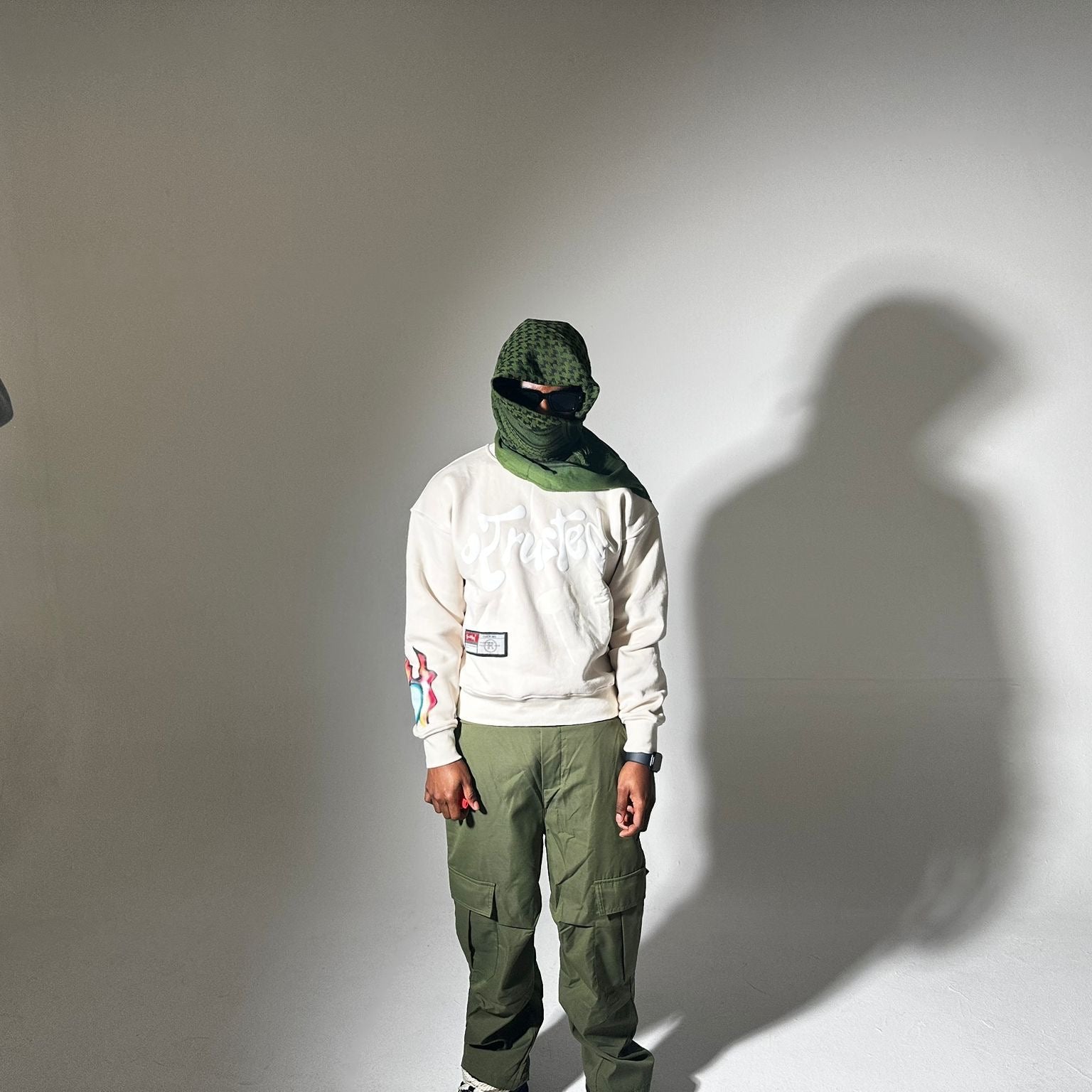 splatter crewneck (sail)